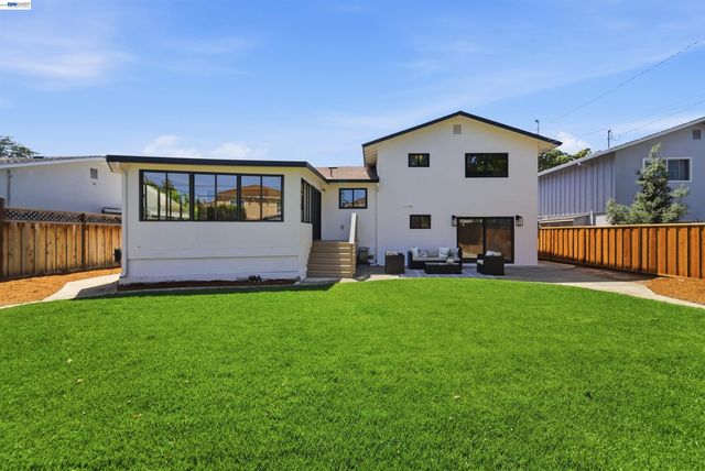 884 S Mary, Sunnyvale, CA 94087