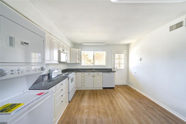 6401 Deihl Road 505, Houston, TX 77092