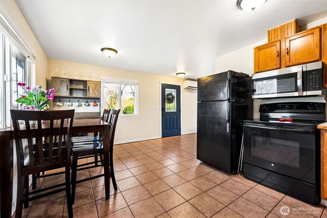 405 E Bellevue Avenue, Shelton, WA 98584