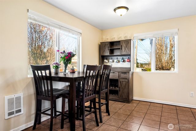 405 E Bellevue Avenue, Shelton, WA 98584