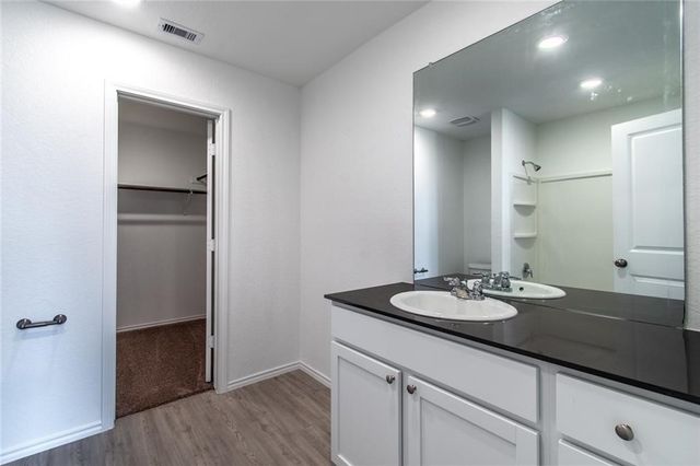 2302 Medusa Dr, Portland, TX 78374