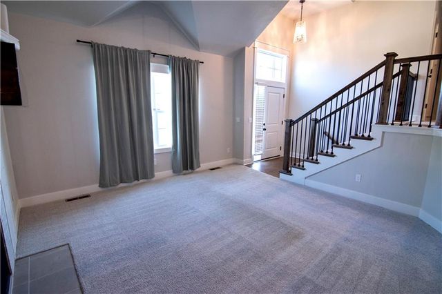 3919 Valley Forge Drive, Blue Springs, MO 64014