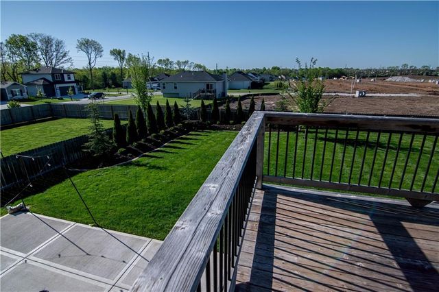 3919 Valley Forge Drive, Blue Springs, MO 64014