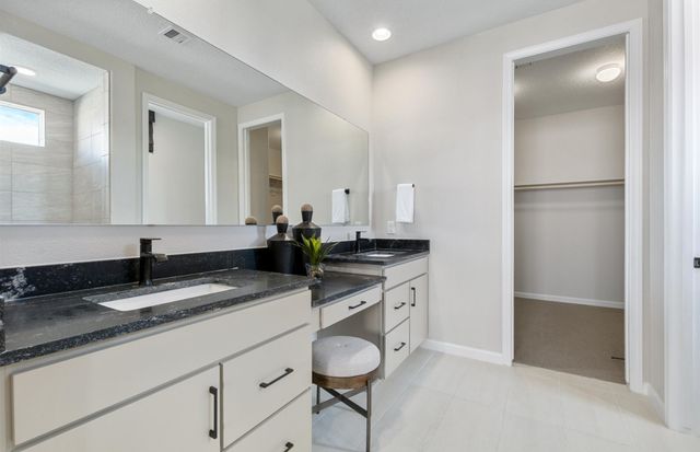 18 Calle Calido, Santa Fe, NM 87508