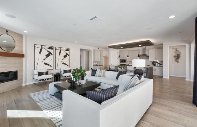 18 Calle Calido, Santa Fe, NM 87508