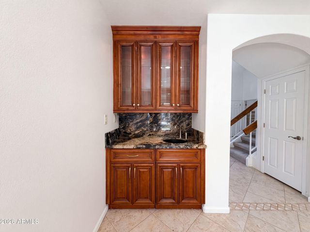 13816 N 50TH Street, Scottsdale, AZ 85254