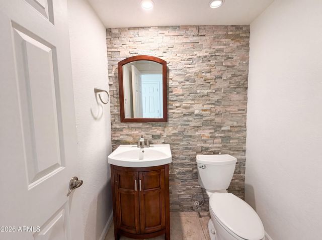 13816 N 50TH Street, Scottsdale, AZ 85254