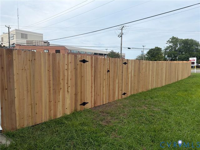 601 N 5th Ave, Hopewell, VA 23860