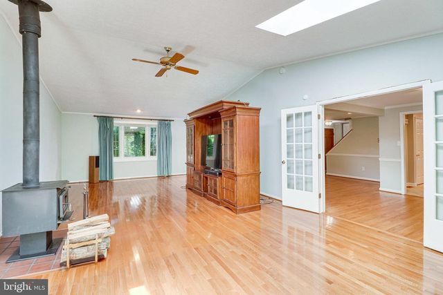 10507 CAVALCADE ST, Great Falls, VA 22066