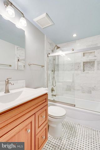 10507 CAVALCADE ST, Great Falls, VA 22066