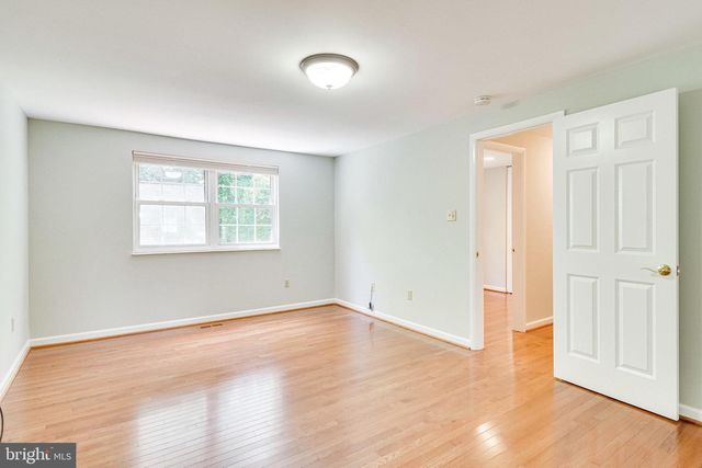10507 CAVALCADE ST, Great Falls, VA 22066