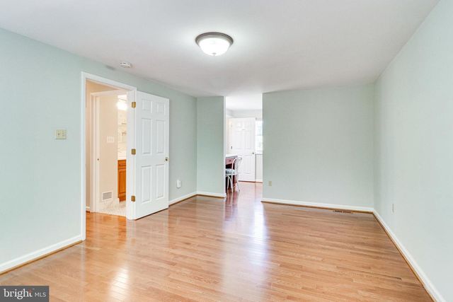 10507 CAVALCADE ST, Great Falls, VA 22066