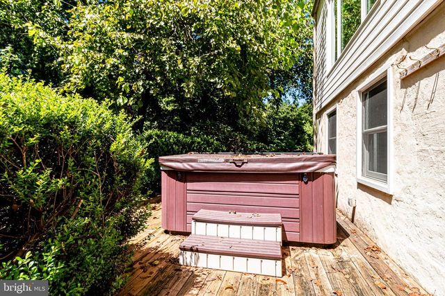 10507 CAVALCADE ST, Great Falls, VA 22066