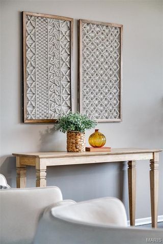 1920 David Drive, Florissant, MO 63031