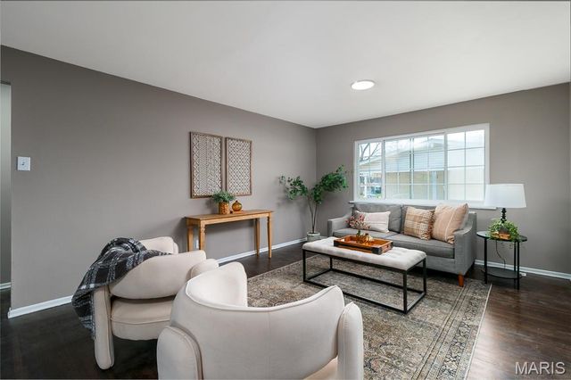 1920 David Drive, Florissant, MO 63031