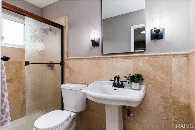 1920 David Drive, Florissant, MO 63031