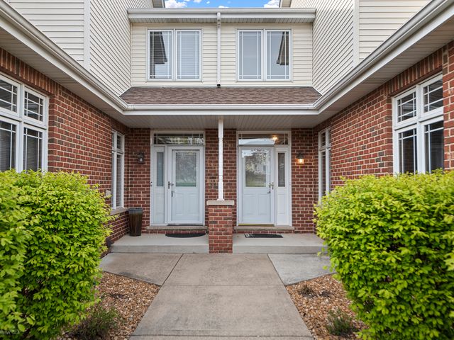 10802 Canterbury Drive, Mokena, IL 60448
