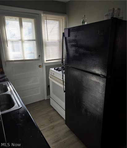 21670 Crystal Avenue, Euclid, OH 44123