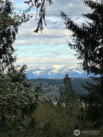 16518 NE 2nd Place, Bellevue, WA 98008