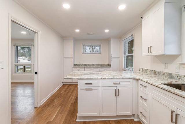 2702 Nodyne Dr, Nashville, TN 37214