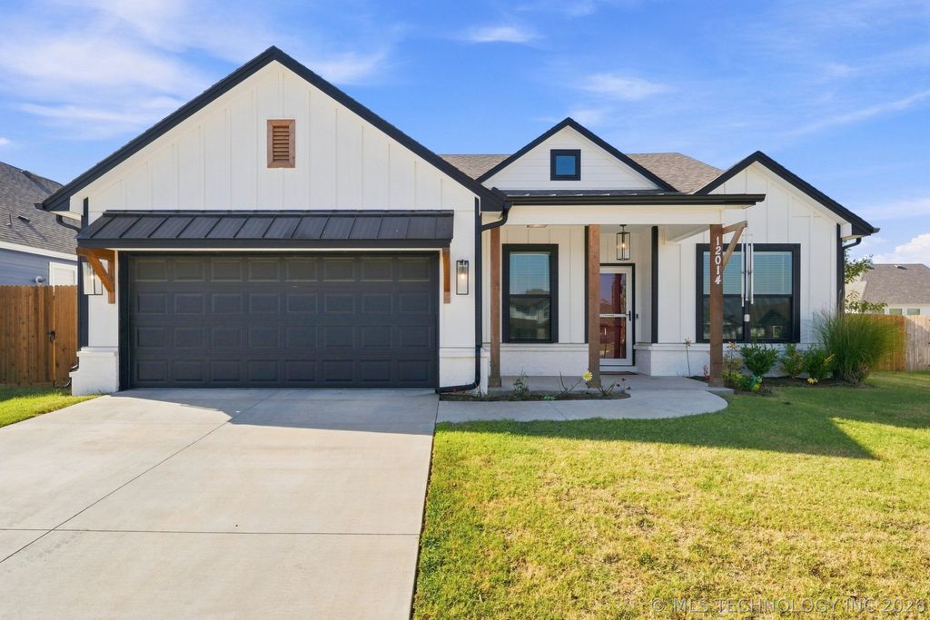 12014 E 108th Street N, Owasso, OK 74055