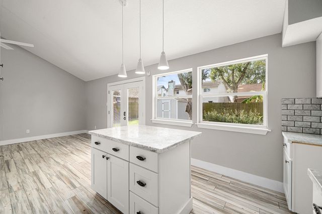 4902 Moody Reef Drive, Bacliff, TX 77518