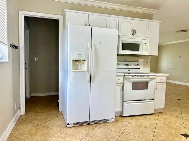 1912 NW 38th Street, Oakland Park, FL 33309
