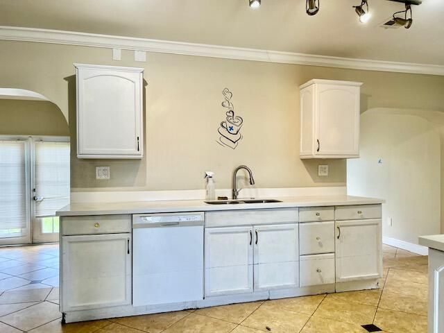 1912 NW 38th Street, Oakland Park, FL 33309