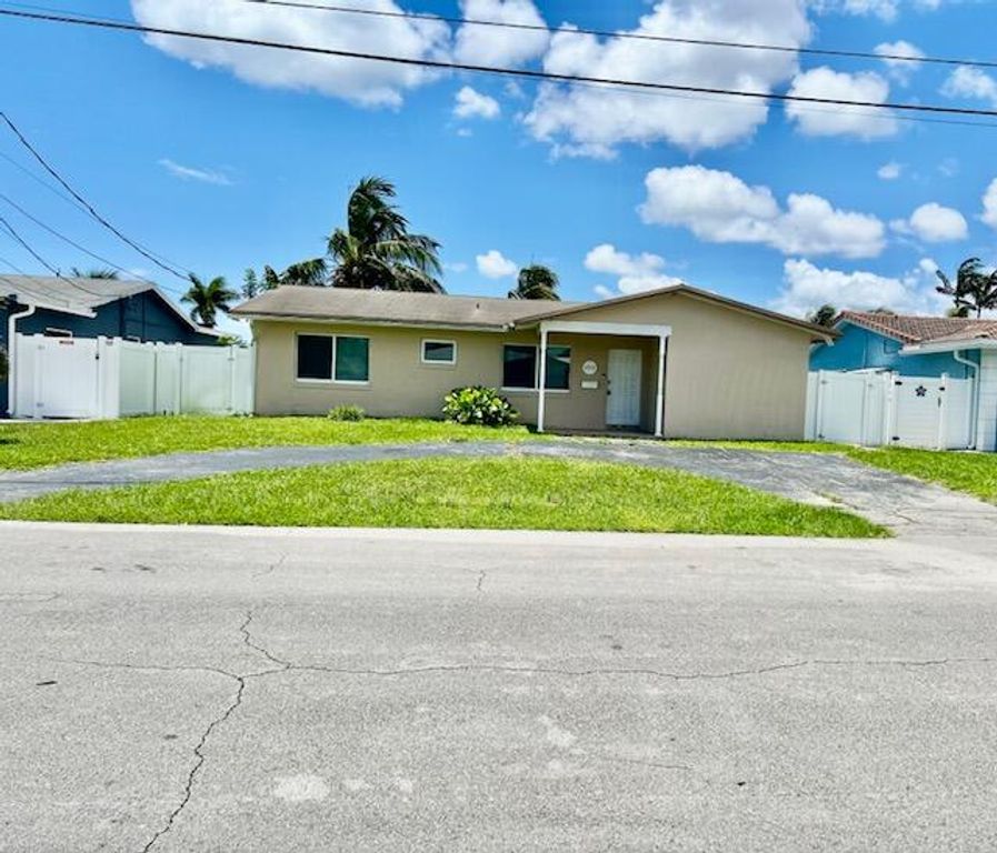1912 NW 38th Street, Oakland Park, FL 33309