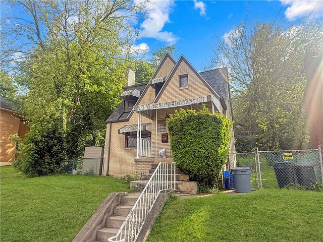 915 Liberty St, Mckees Rocks, PA 15136