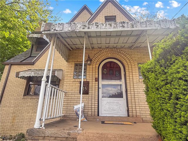 915 Liberty St, Mckees Rocks, PA 15136