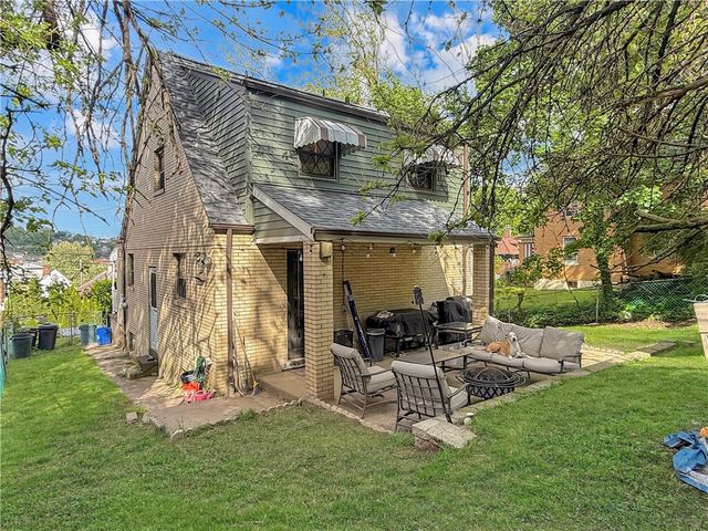 915 Liberty St, Mckees Rocks, PA 15136
