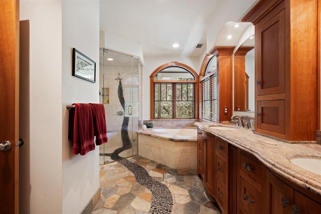 1992 Rabbit Ridge Rd, Somerset, CA 95684