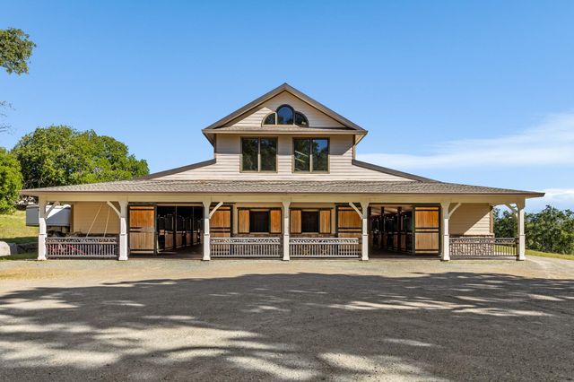 1992 Rabbit Ridge Rd, Somerset, CA 95684