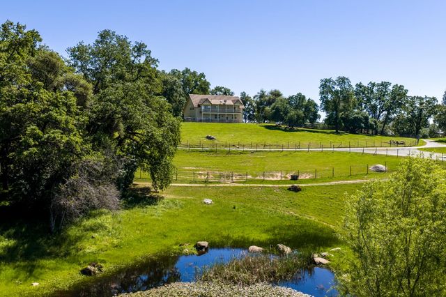 1992 Rabbit Ridge Rd, Somerset, CA 95684