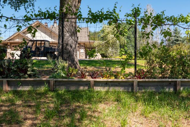 1992 Rabbit Ridge Rd, Somerset, CA 95684