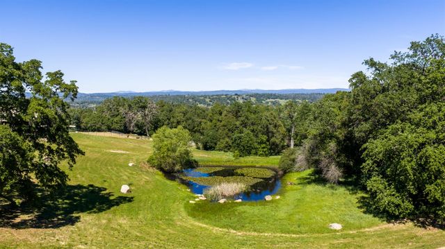 1992 Rabbit Ridge Rd, Somerset, CA 95684