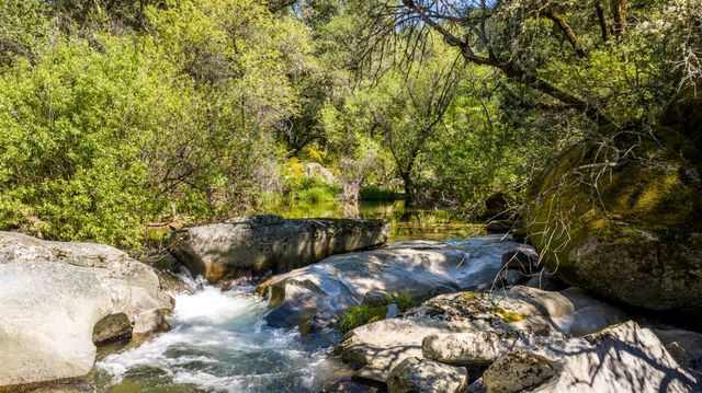 1992 Rabbit Ridge Rd, Somerset, CA 95684