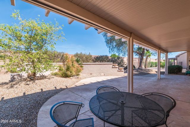 14716 W TOMAHAWK Way, Sun City West, AZ 85375