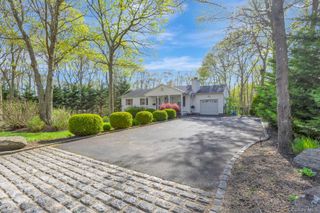10 Black Pine Street, Center Moriches, NY 11934