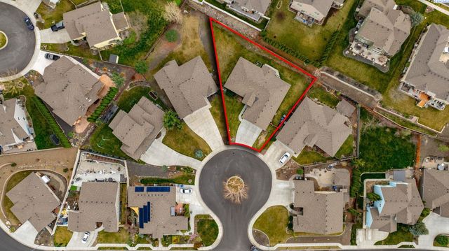 497 Charbonnueau Dr, Richland, WA 99352