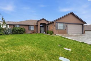 497 Charbonnueau Dr, Richland, WA 99352