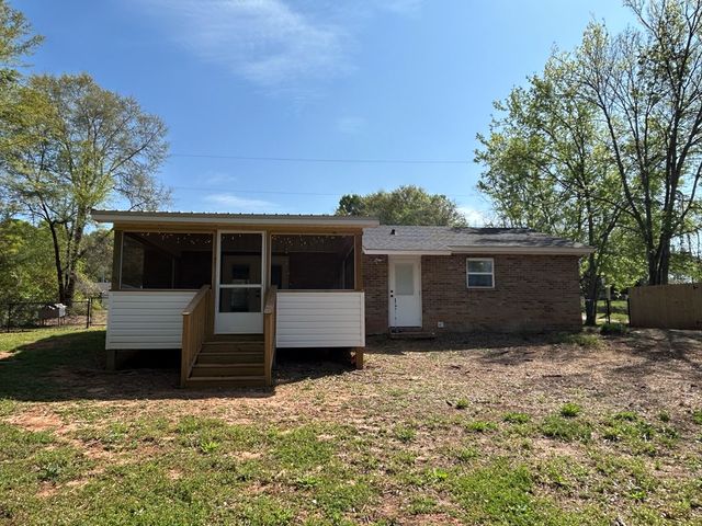 250 Swet Gum Dr, Dothan, AL 36303