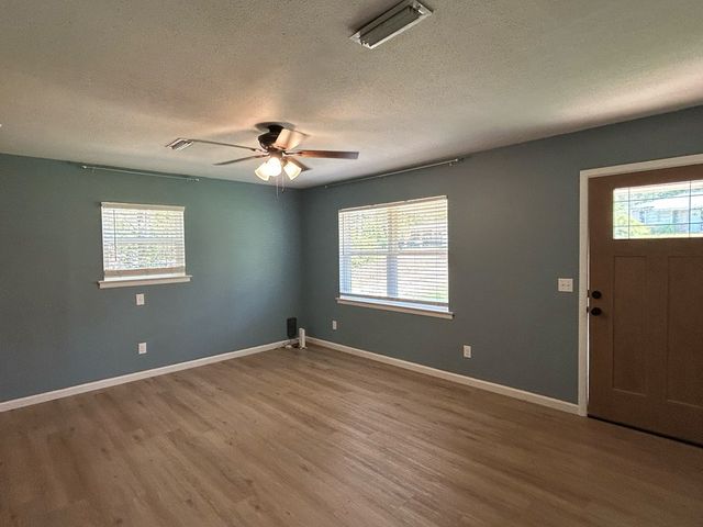 250 Swet Gum Dr, Dothan, AL 36303