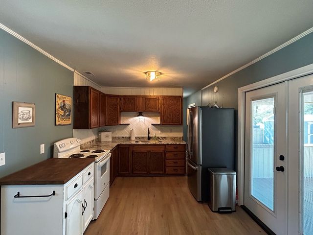 250 Swet Gum Dr, Dothan, AL 36303