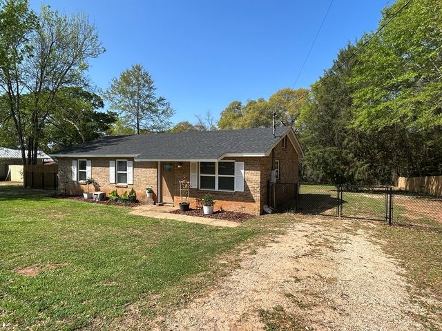 250 Swet Gum Dr, Dothan, AL 36303