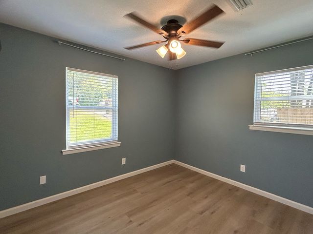 250 Swet Gum Dr, Dothan, AL 36303