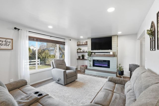 1625 N Walnut Rd, Spokane Valley, WA 99206