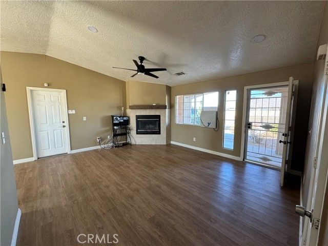 20953 South, Apple Valley, CA 92307