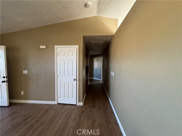 20953 South, Apple Valley, CA 92307